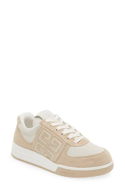 Givenchy G4 Low Top Sneaker In Beige/ White