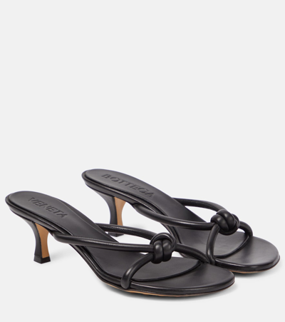 Bottega Veneta Blink Leather Sandals In Black