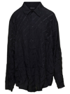 BALENCIAGA 'LOGOMANIA' BLACK OVERSIZED SHIRT WITH ALL-OVER PRINT AND CRINKLED EFFECT IN SILK WOMAN