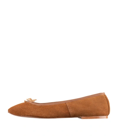 Apc Leah Ballet Flats In Brown