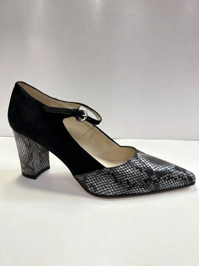 Amalfi By Rangoni Idris Mary Jane Pump In Grizio In Black