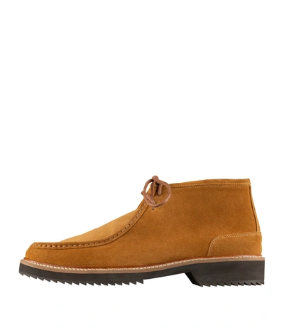 Apc Jeremie Desert Boots In Brown