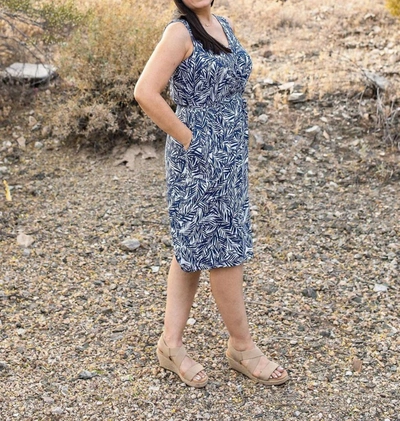 Beachlunchlounge Tropical Dress In Blue In Grey