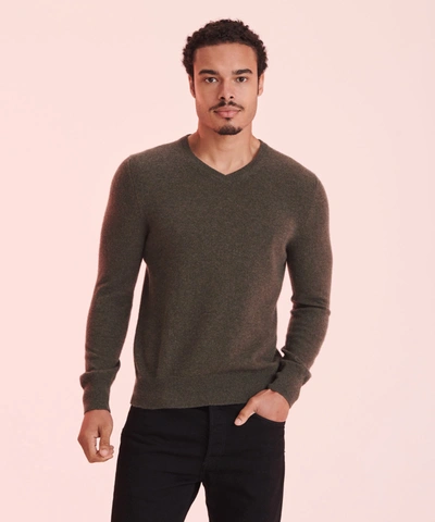 Naadam The Original Cashmere V-neck Sweater Men's In Olive