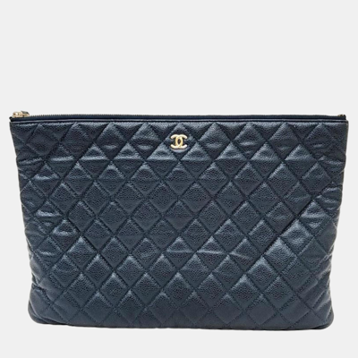 Pre-owned Chanel Large Caviar Clutch In Blue