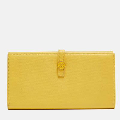 Pre-owned Chanel Yellow Leather Cc Flap French Continental Wallet