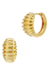 SAVVY CIE JEWELS SAVVY CIE JEWELS GRAHAM HUGGIE HOOP EARRINGS