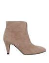 BIBI LOU BIBI LOU WOMAN ANKLE BOOTS SAND SIZE 10 LEATHER