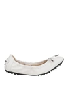 Tod's Ballet Flats In White