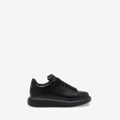 Alexander Mcqueen Oversized Sneaker In Black