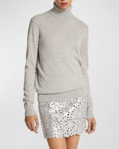 Michael Kors Cashmere Turtleneck Sweater In Pearl Mel