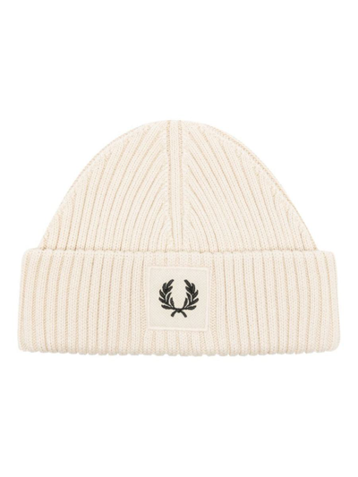 Fred Perry Fp Patch Brand Chunky Rib Beanie Accessories In Brown