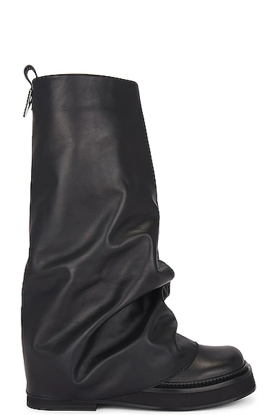 Attico Robin Layered Leather Boots In Black