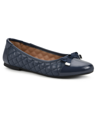 White Mountain Women's Seaglass Wide Width Ballet Flats In Navy Smooth