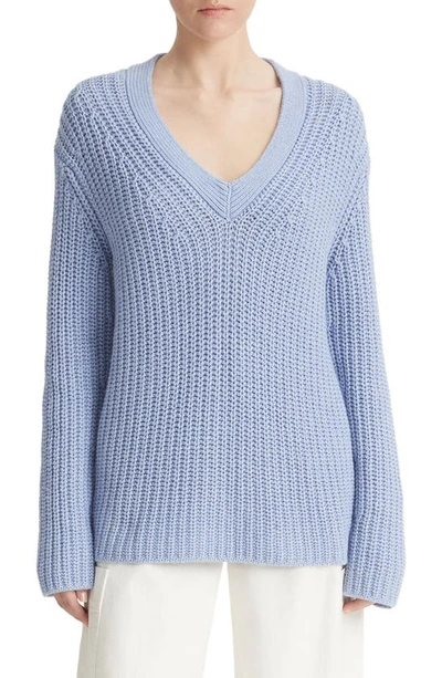 Vince Shaker Stitch V-neck Sweater In Sky Graphite