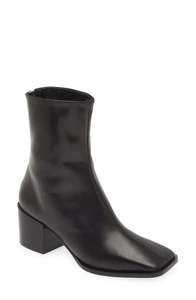 Aeyde Amina Boots In Black