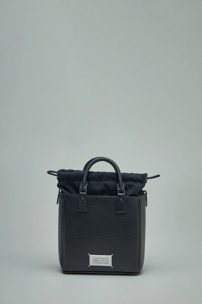 Maison Margiela Shoulder Bag In Black