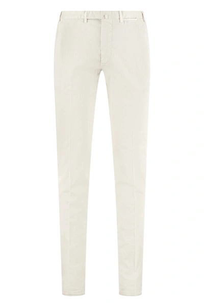 The (alphabet) The (pants) - Cotton Chino Trousers In Beige
