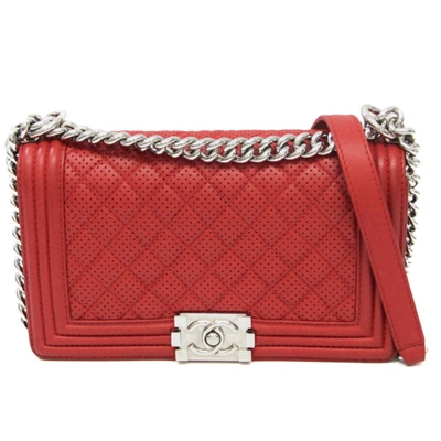 Pre-owned Chanel Boy Leather Shoulder Bag () In Red