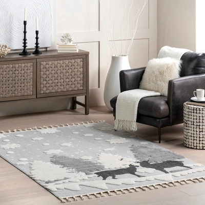 Nuloom Jade Holiday Reindeer Tasseled Area Rug