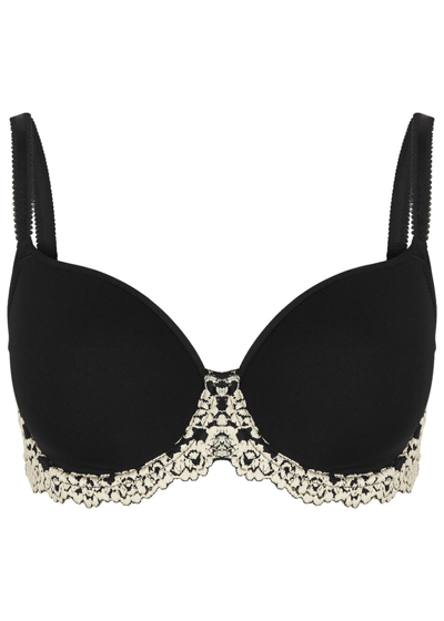 Wacoal Embrace Contour Bra In Black