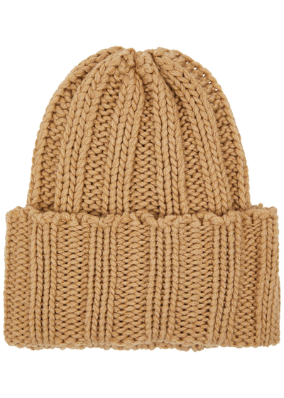 Inverni Chunky-knit Ribbed Cashmere Beanie In Camel