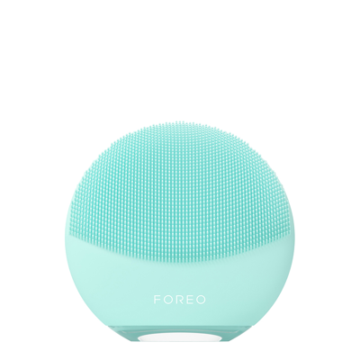 Foreo Luna 4 Mini Smart 2-zone Facial Cleansing Device In White