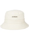 Jacquemus Le Bob Gadjo Canvas Bucket Hat In Off White