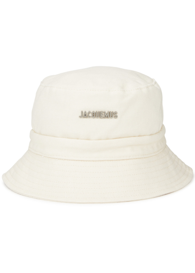 Jacquemus Le Bob Gadjo Canvas Bucket Hat In Off White
