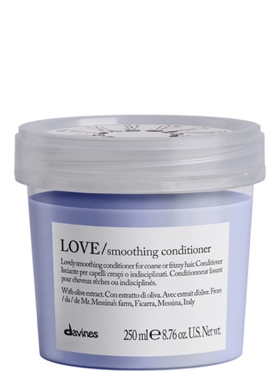Davines Love Smoothing Conditioner 250ml In White