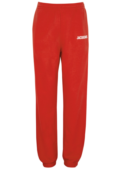 Jacquemus Le Jogging Logo Cotton Sweatpants In Red