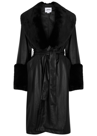 Jakke Bailey Coat In Black