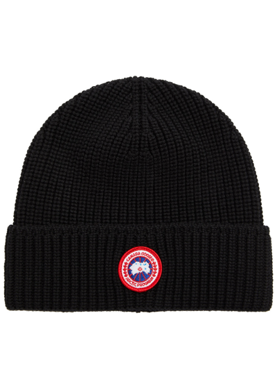 Canada Goose Arctic Disc Ribbed Wool Beanie, Beanie, Ribbed In Black