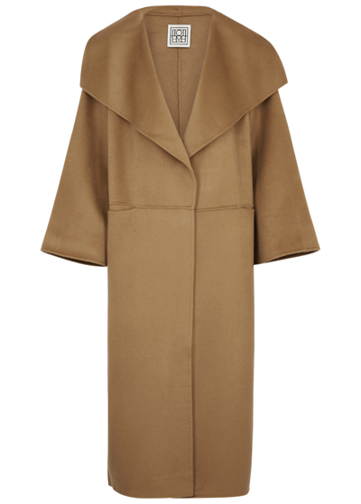 Totême Wool And Cashmere-blend Coat In Camel