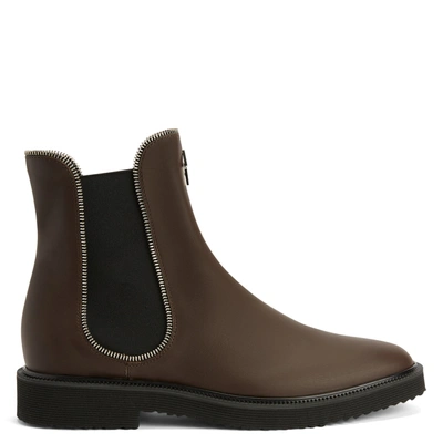 Giuseppe Zanotti Zipper-lined Suede Boots In Brown