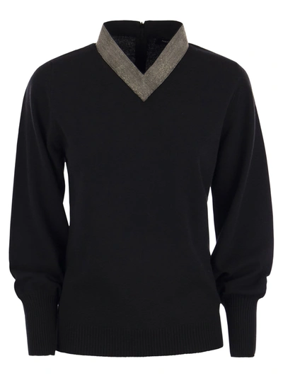 Fabiana Filippi V-neck Jumper With Necklace In Black