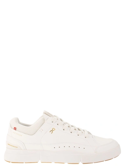On The Roger Advantage Sneakers In White