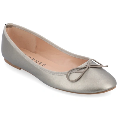 Journee Collection Collection Women's Vika Wide Width Flat In Silver