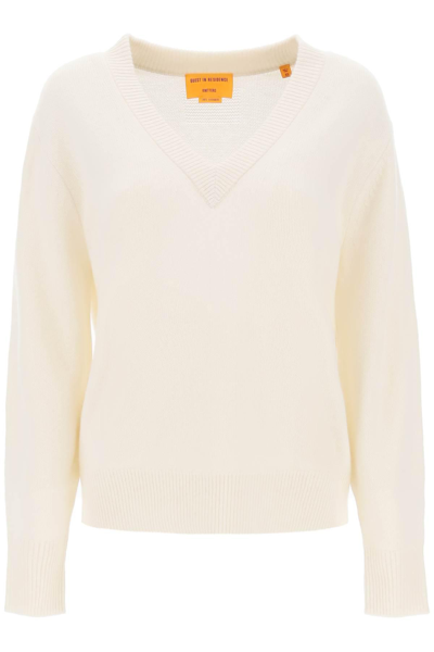 Guest In Residence The V Cashmere Sweater In White