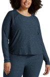 Beyond Yoga Featherweight Daydreamer Pullover In Nocturnal Navy