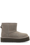 Ugg Girls Taupe Kids Classic Mini Platform Suede And Shearling Boots 7-10 Years