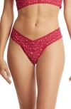 Hanky Panky Signature Lace Original Rise Thong In Dark Pomegranate