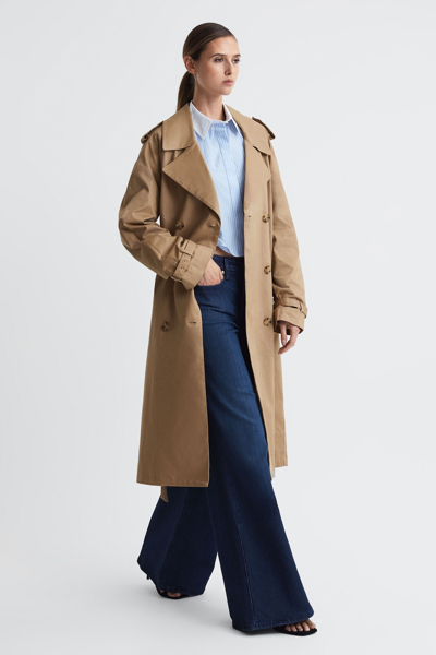 Good American Belted Trench Coat In Khaki