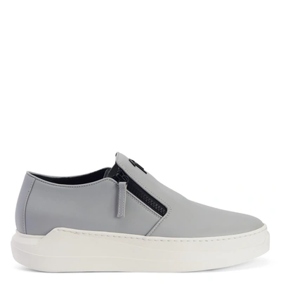 Giuseppe Zanotti Conley Zip-detail Sneakers In Grey