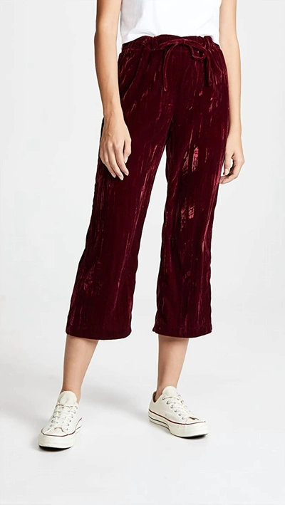 Bb Dakota Velvet Pant In Red