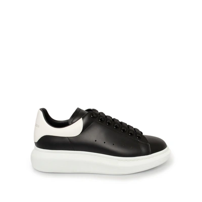 ALEXANDER MCQUEEN MEN'S LARRY OVERSIZED SNEAKERS