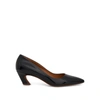 Chloé Oli Leather Pumps