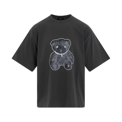 We11 Done Pearl Necklace Teddy T-shirt In Charcoal
