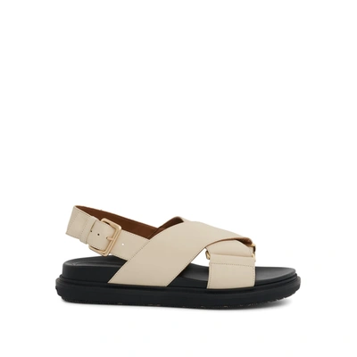 Marni Fussbett Criscross Sandal In Bianco