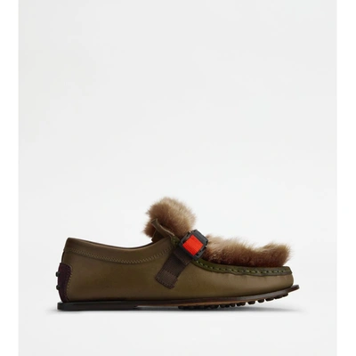 Tod's Loafers In Leather In Green